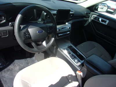 2021 Ford Explorer, $20900. Photo 10