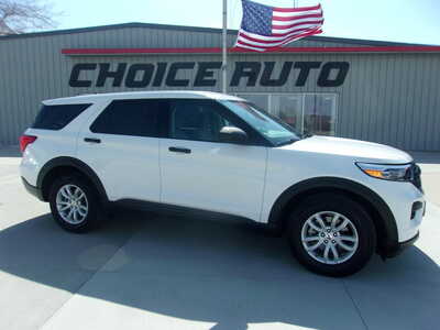 2021 Ford Explorer, $20900. Photo 2