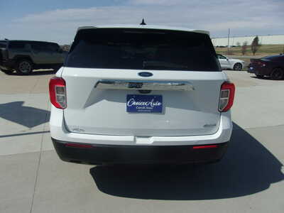 2021 Ford Explorer, $20900. Photo 4