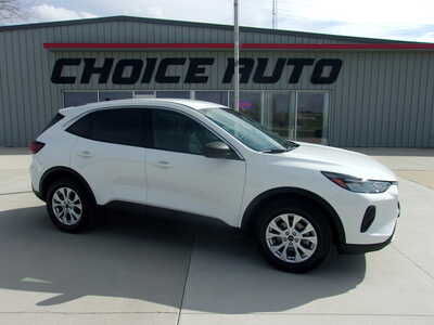 2024 Ford Escape, $20750. Photo 2