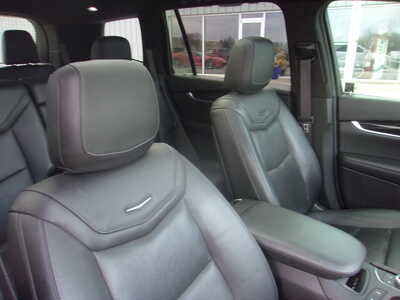 2020 Cadillac XT6, $29500. Photo 12