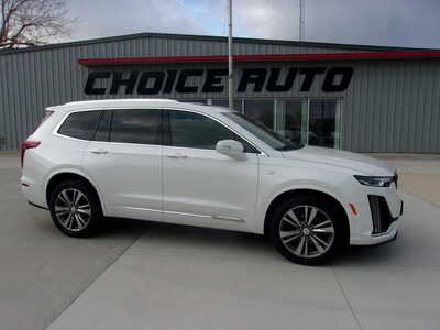 2020 Cadillac XT6, $29500. Photo 2