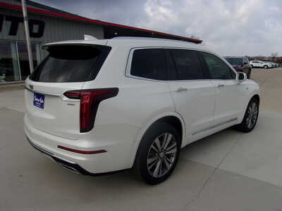 2020 Cadillac XT6, $29500. Photo 3