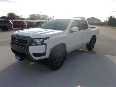 2025 Nissan Frontier, $37900. Photo 6