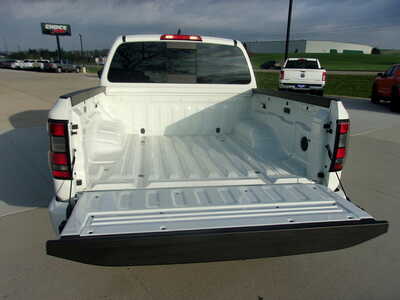 2025 Nissan Frontier, $37900. Photo 9