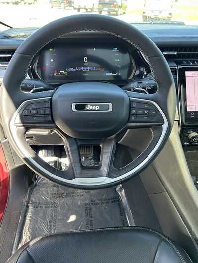 2023 Jeep Grand Cherokee, $31900. Photo 11