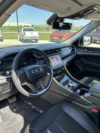 2023 Jeep Grand Cherokee, $31900. Photo 12