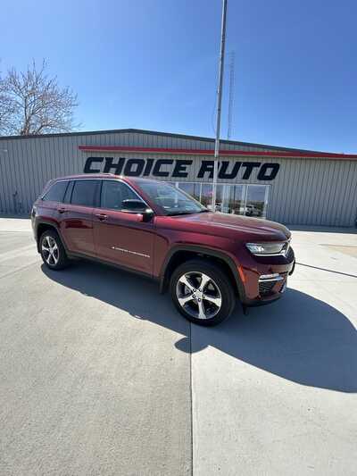 2023 Jeep Grand Cherokee, $31900. Photo 2