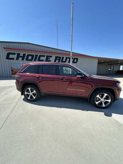 2023 Jeep Grand Cherokee, $31900. Photo 3