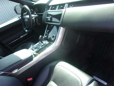 2022 Land Rover Range Rover, $61800. Photo 9