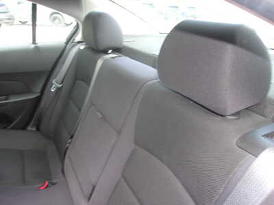 2016 Chevrolet Cruze, $6750. Photo 11