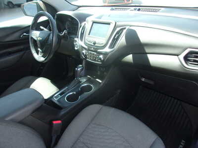 2018 Chevrolet Equinox, $17900. Photo 11