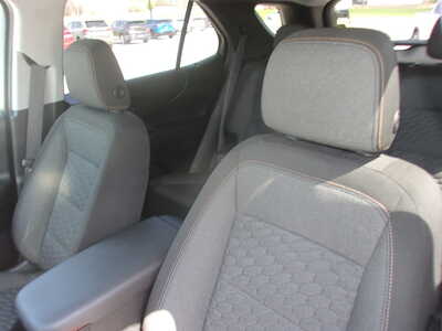 2018 Chevrolet Equinox, $17900. Photo 12