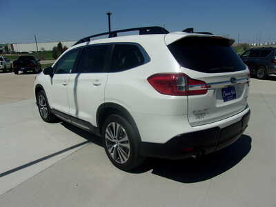 2022 Subaru Ascent, $28800. Photo 9