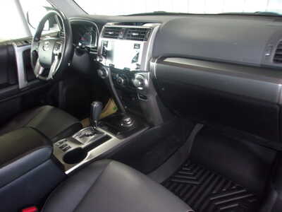 2024 Toyota 4Runner, $41900. Photo 10