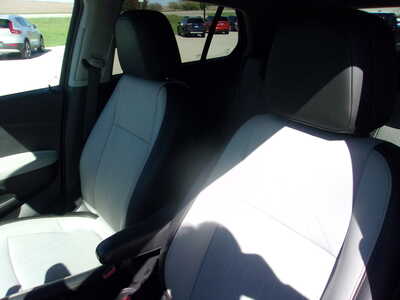 2020 Chevrolet Trax, $15500. Photo 12