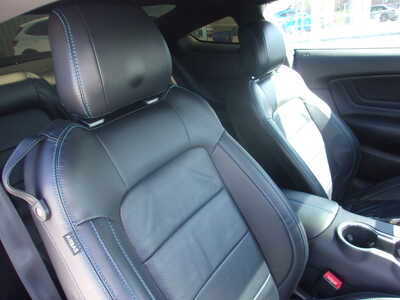 2021 Ford Mustang, $25900. Photo 10