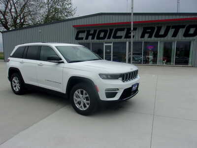 2023 Jeep Grand Cherokee, $27800. Photo 1