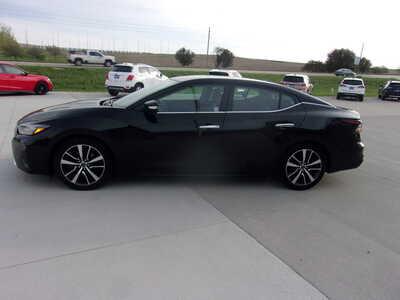 2023 Nissan Maxima, $23500. Photo 7