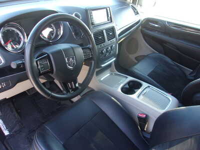 2019 Dodge Caravan, Grand, $16900. Photo 11