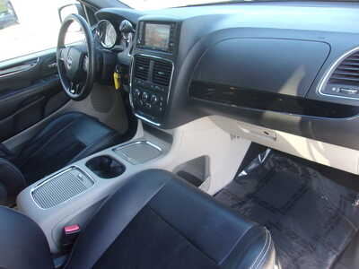 2019 Dodge Caravan, Grand, $16900. Photo 12