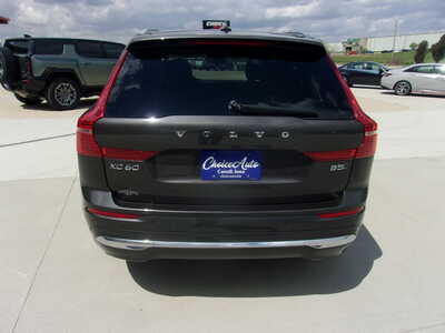 2023 Volvo XC60, $27500. Photo 4