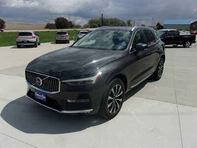 2023 Volvo XC60, $27500. Photo 6