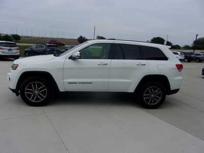 2018 Jeep Grand Cherokee, $16800. Photo 7