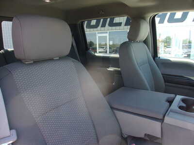 2013 Ford F150 Crew Cab, $10500. Photo 9