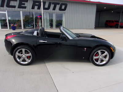 2007 Pontiac Solstice, $13900. Photo 4
