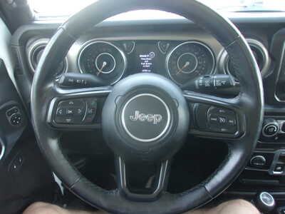2020 Jeep Wrangler, $24900. Photo 9