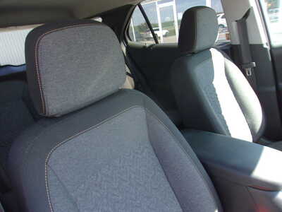 2024 Chevrolet Equinox, $19900. Photo 12