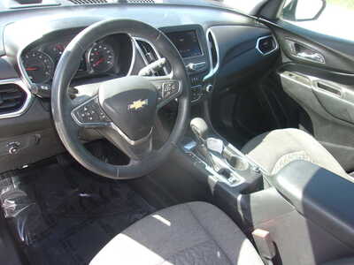 2024 Chevrolet Equinox, $19900. Photo 9