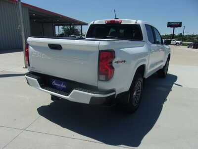 2024 Chevrolet Colorado Crew Cab, $29800. Photo 3