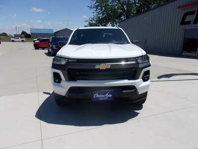 2024 Chevrolet Colorado Crew Cab, $29800. Photo 4
