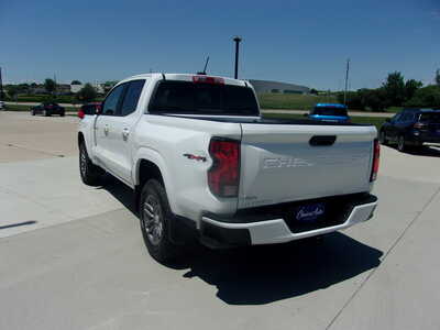 2024 Chevrolet Colorado Crew Cab, $29800. Photo 6