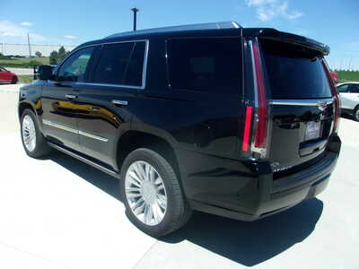 2020 Cadillac Escalade, $44900. Photo 7