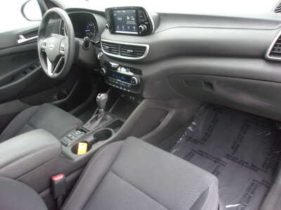 2019 Hyundai Tucson, $18450. Photo 12
