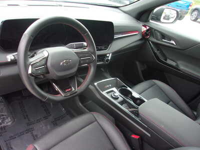 2026 Chevrolet Equinox, $32900. Photo 10