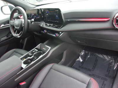 2026 Chevrolet Equinox, $32900. Photo 11