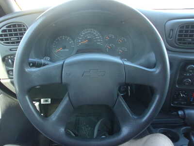 2004 Chevrolet TrailBlazer, $4900. Photo 8