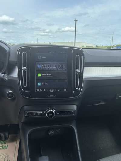 2024 Volvo 240, $27900. Photo 12