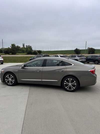 2017 Buick LaCrosse, $15900. Photo 8