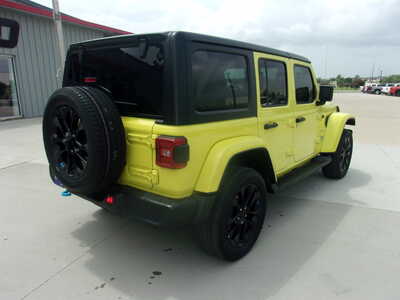 2023 Jeep Wrangler, $28900. Photo 3