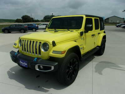 2023 Jeep Wrangler, $28900. Photo 5