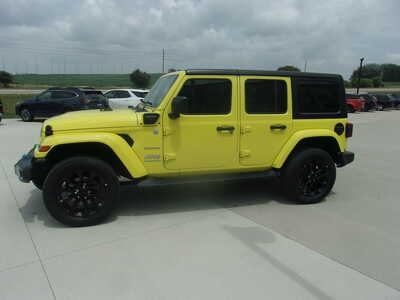 2023 Jeep Wrangler, $28900. Photo 6
