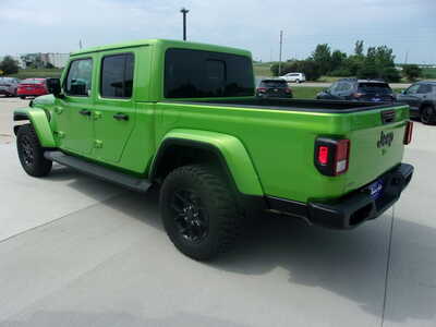 2025 Jeep Gladiator, $43900. Photo 9