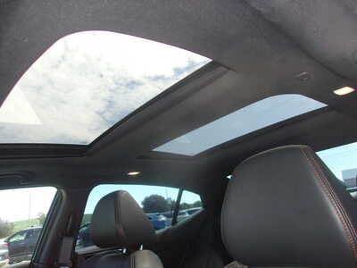 2023 Nissan Maxima, $32900. Photo 11