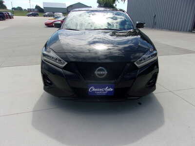 2023 Nissan Maxima, $32900. Photo 4