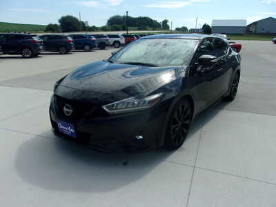 2023 Nissan Maxima, $32900. Photo 5